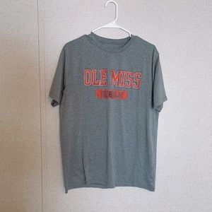 OLE MISS t shirt